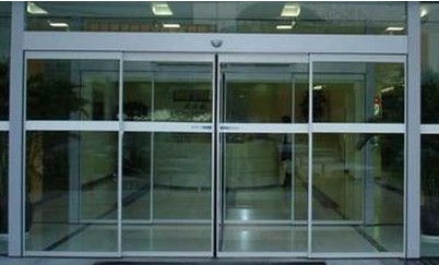不銹鋼玻璃自動感應(yīng)門 不銹鋼玻璃自動感應(yīng)門