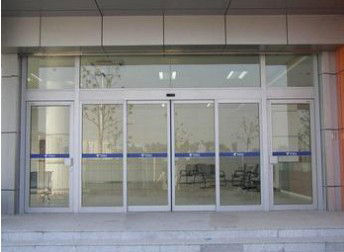 不銹鋼玻璃自動感應(yīng)門 不銹鋼玻璃自動感應(yīng)門