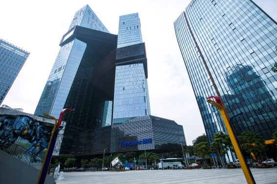 深圳騰訊大廈自動(dòng)門(mén)安裝施工案例實(shí)景圖片 深圳騰訊大廈自動(dòng)門(mén)安裝施工案例實(shí)景圖片