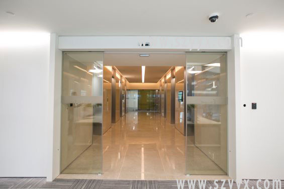 辦公室自動門解決方案-乙元興為騰訊量身定制 辦公室自動門解決方案-乙元興為騰訊量身定制