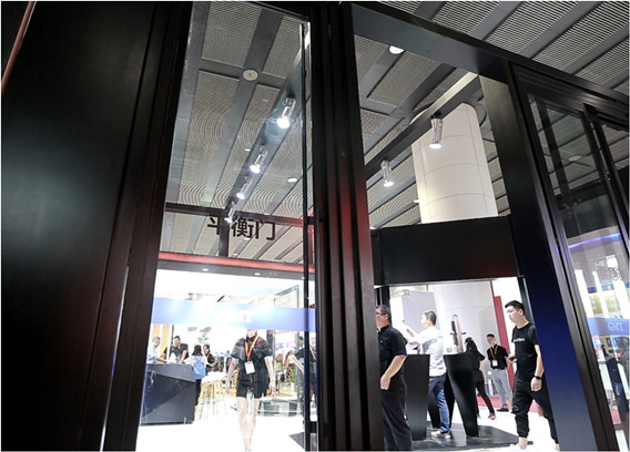 大型平衡門 大型平衡門